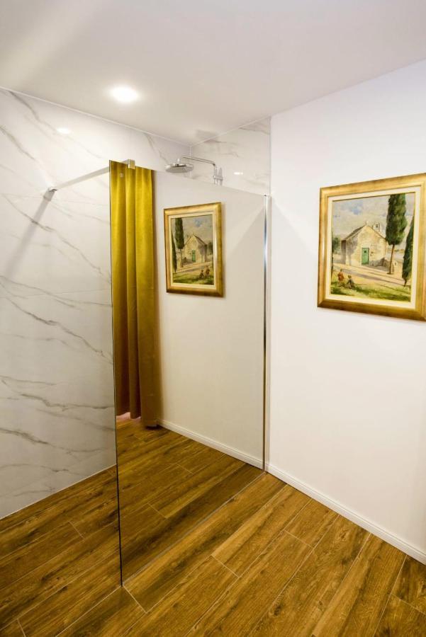 Gold Luxury Gasthof Split